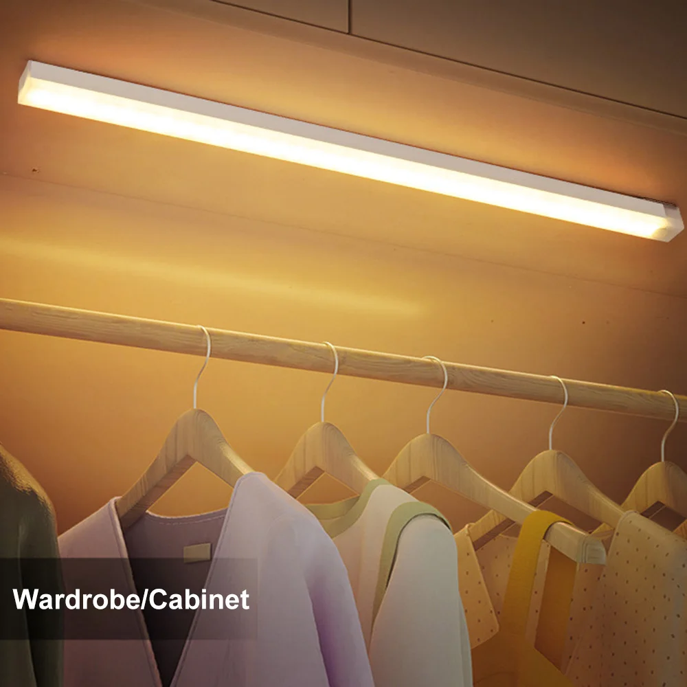 LED-liiketunnistimen yövalo
